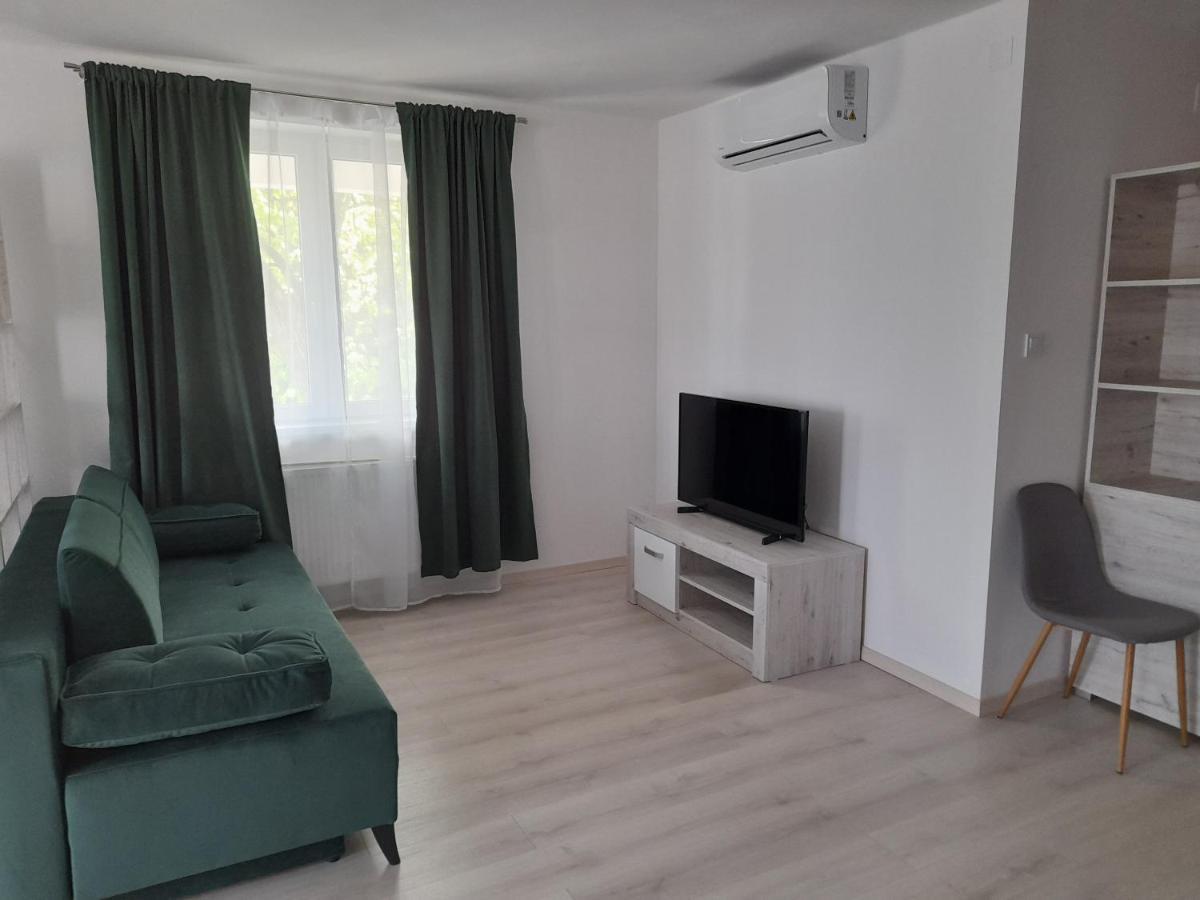 Hajdúszoboszló Orion Panzio B&B 외부 사진