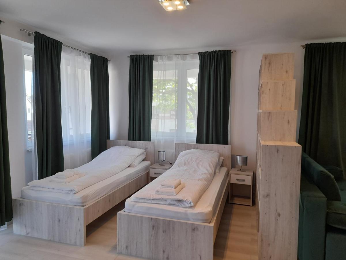 Hajdúszoboszló Orion Panzio B&B 외부 사진