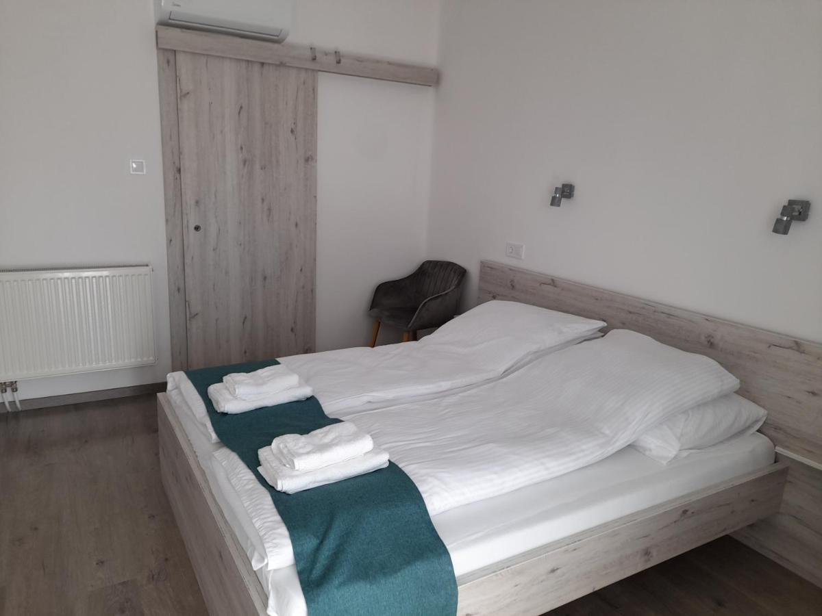 Hajdúszoboszló Orion Panzio B&B 외부 사진